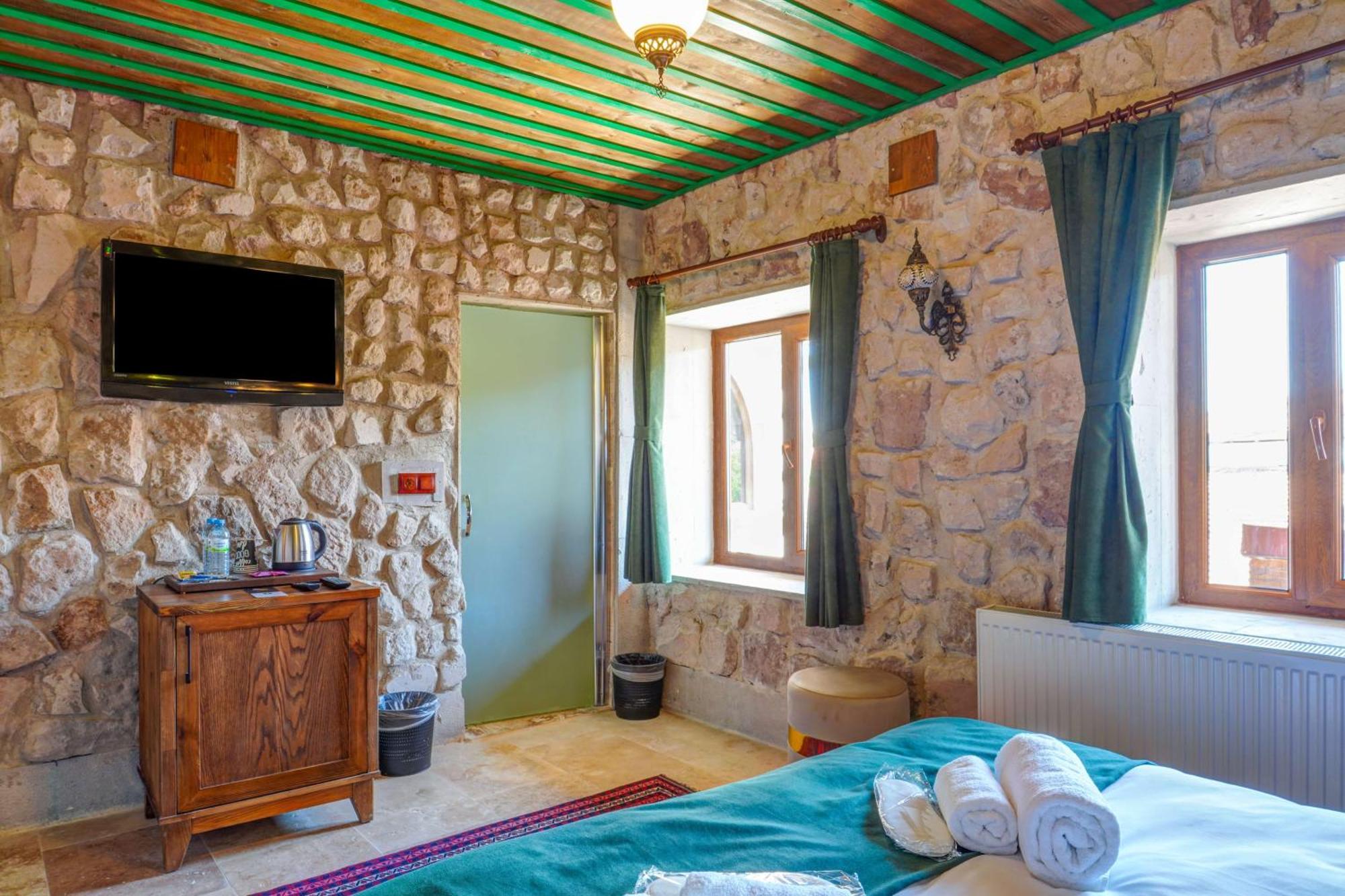 Nissa Cave Hotel Goreme Exterior photo