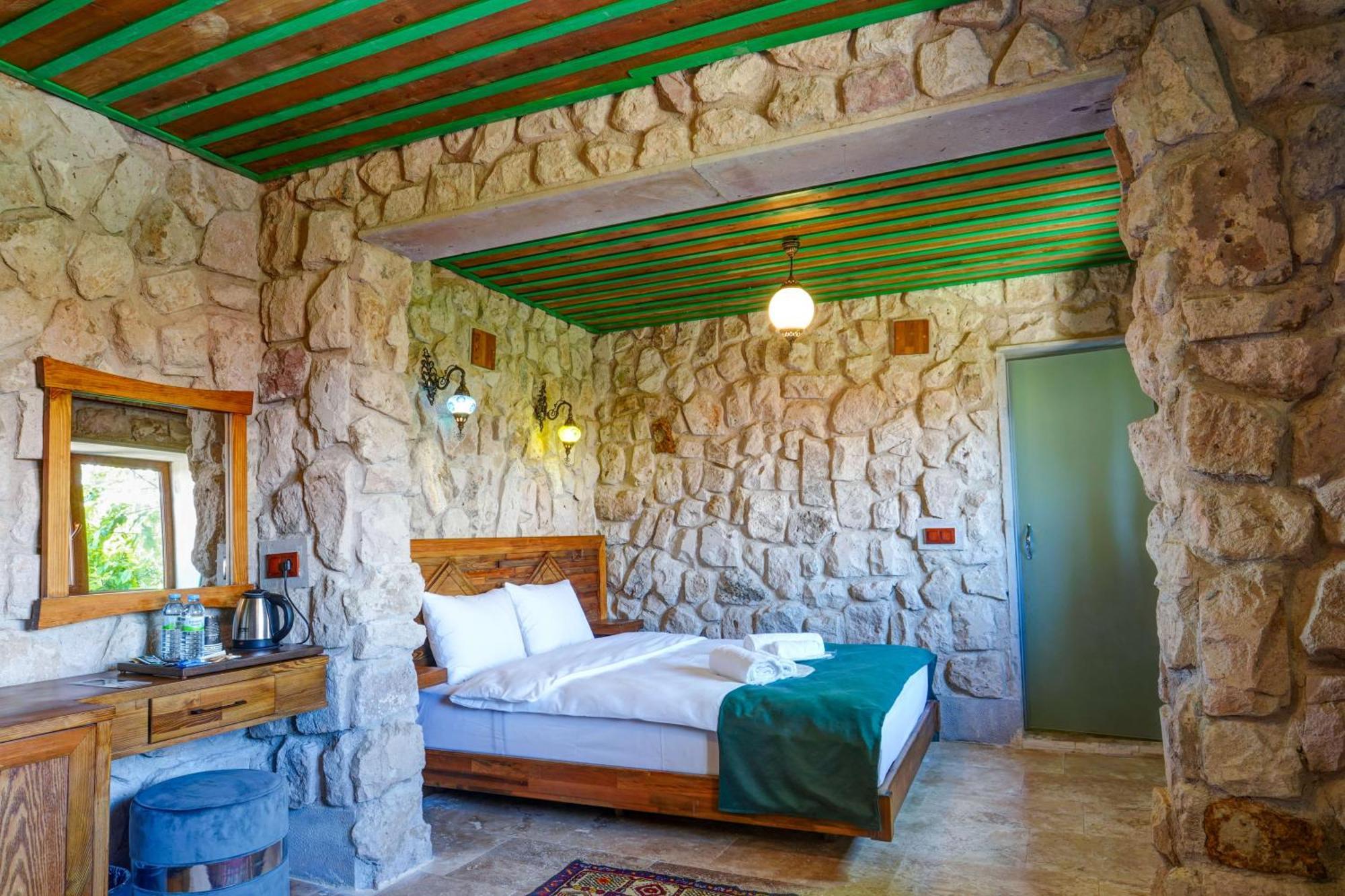 Nissa Cave Hotel Goreme Exterior photo