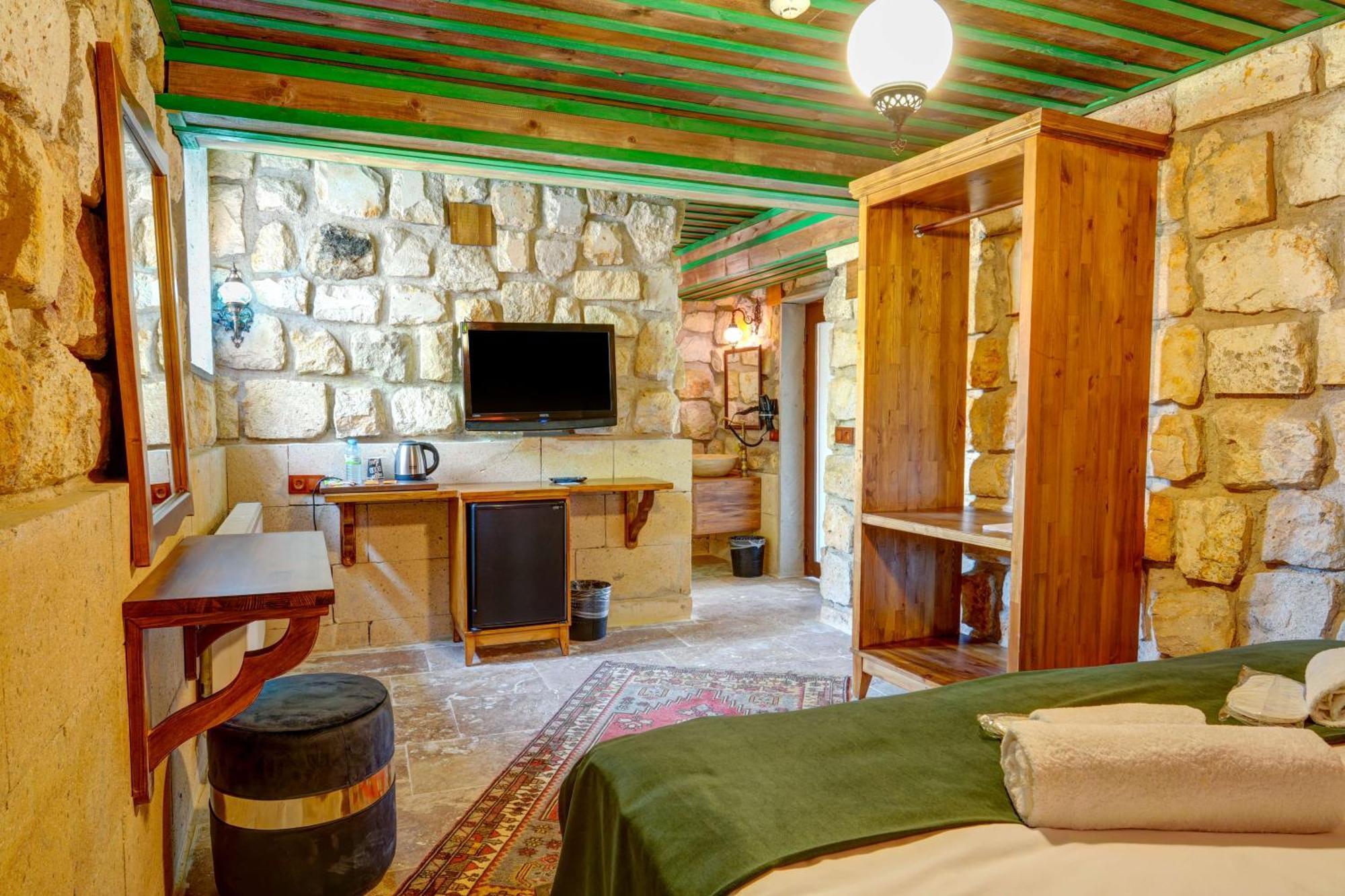 Nissa Cave Hotel Goreme Exterior photo