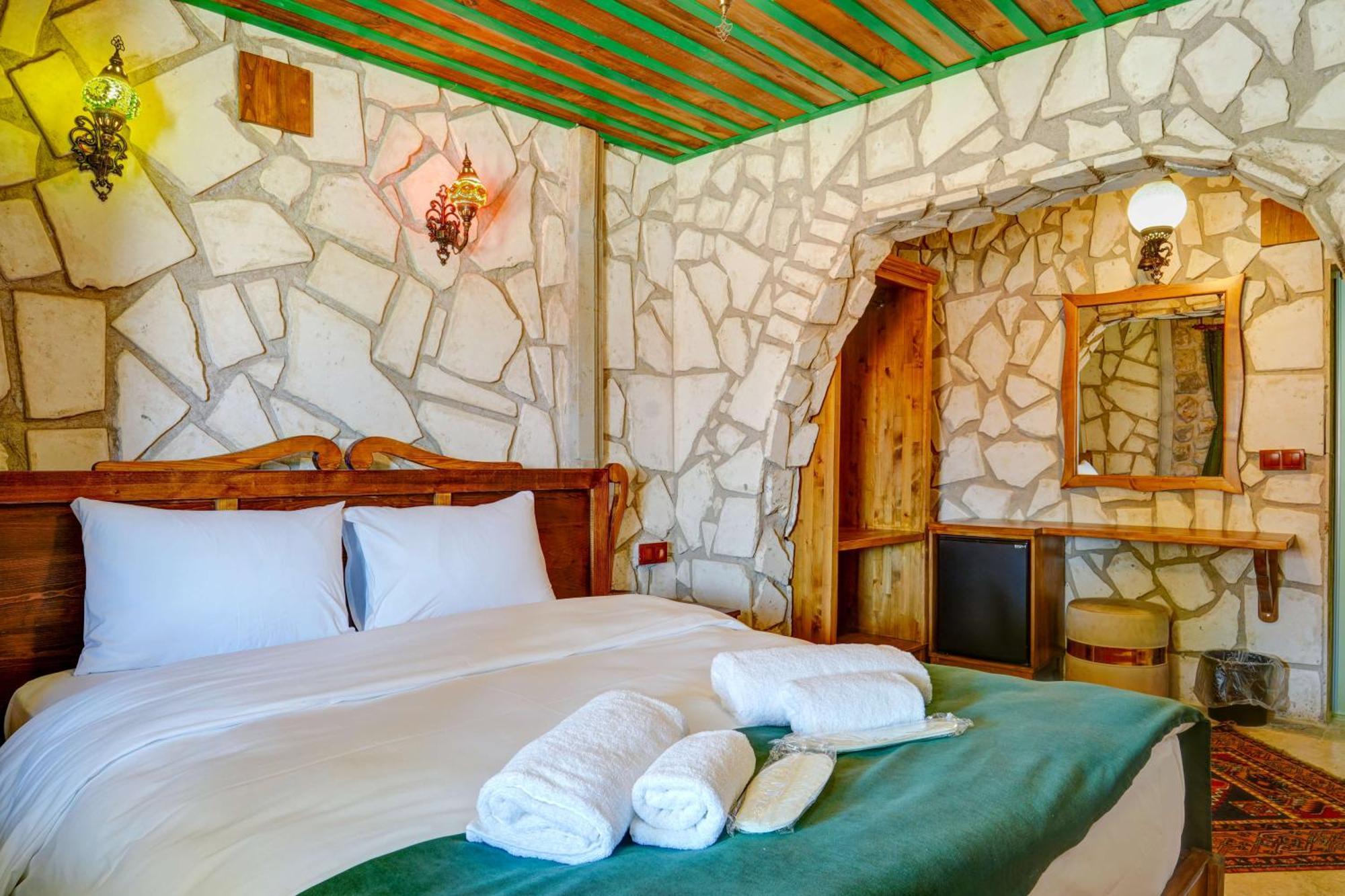 Nissa Cave Hotel Goreme Exterior photo