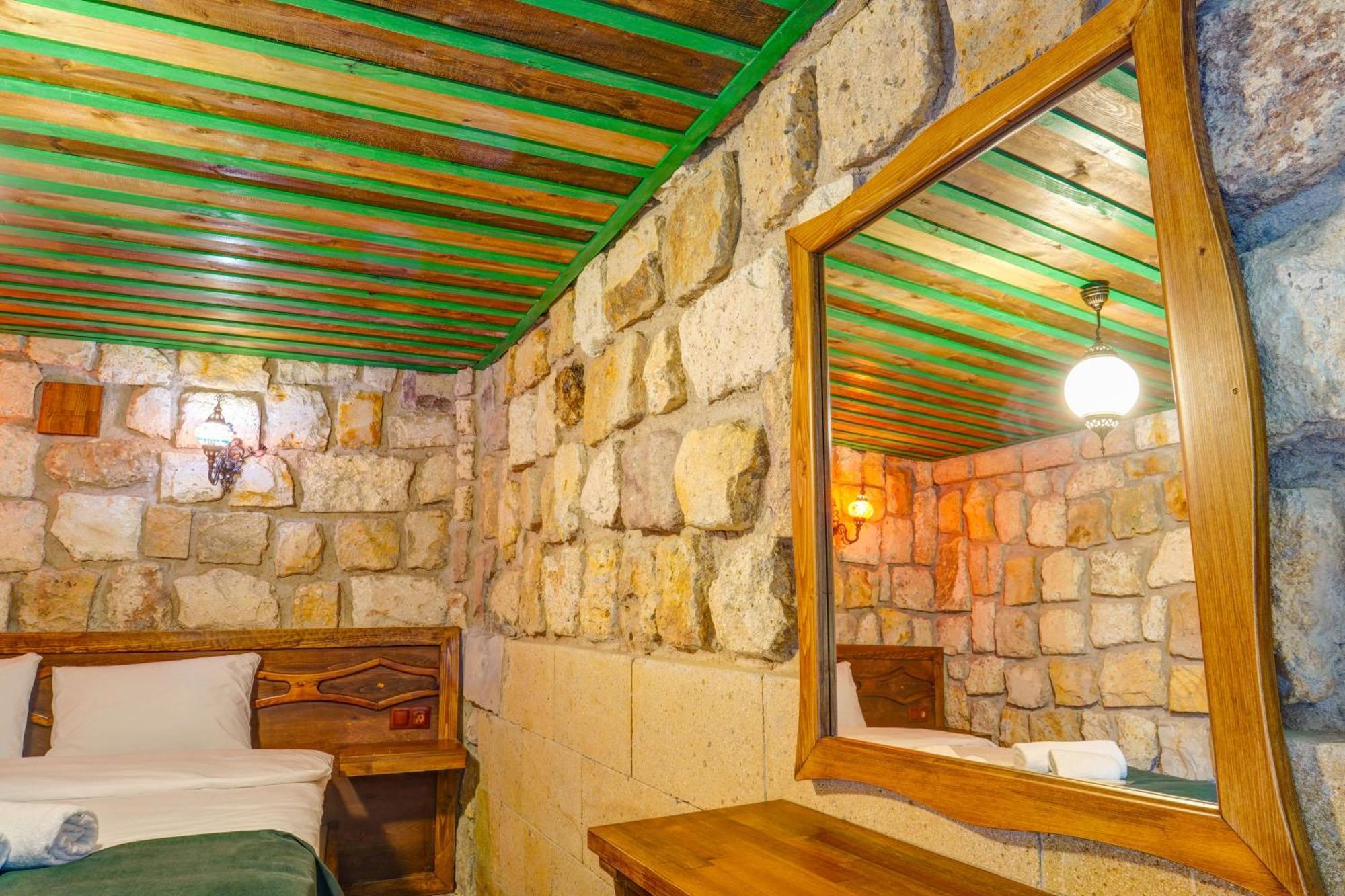 Nissa Cave Hotel Goreme Exterior photo